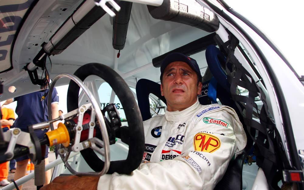 Alex Zanardi alla Guida di una BMW Alex Zanardi alla Guida di una BMW